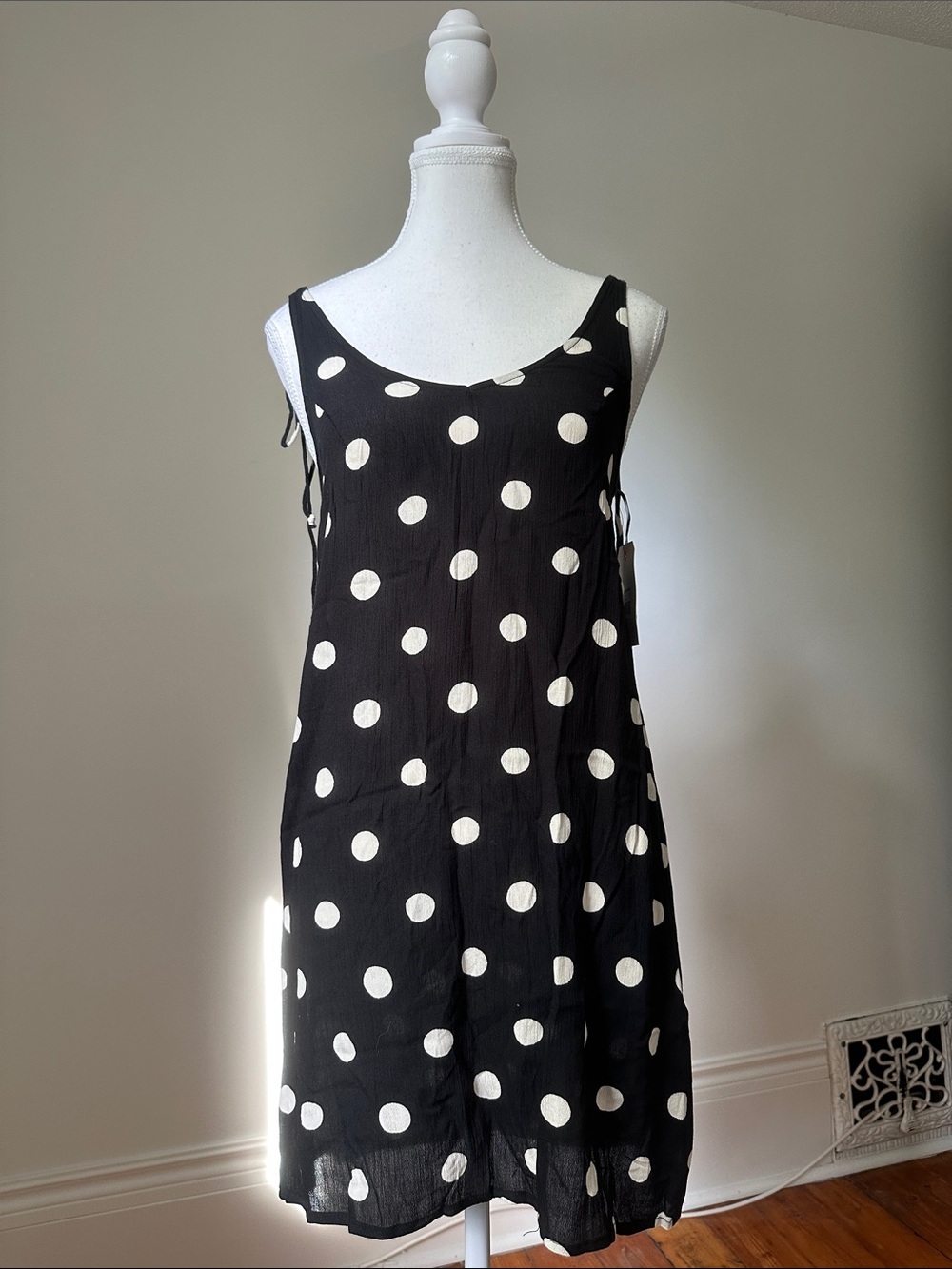 NWT BILLABONG Polka Dot Tie Strap Flowy Preppy Beach Summer‎ Mini Dress XS